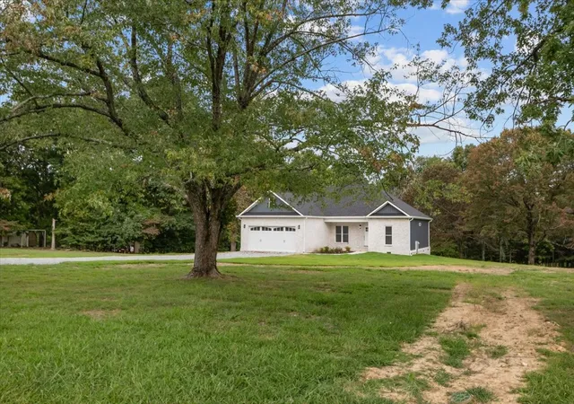 3rd image of 470 Powers Blvd, Waverly, TN 37185 | MLS# 3228936