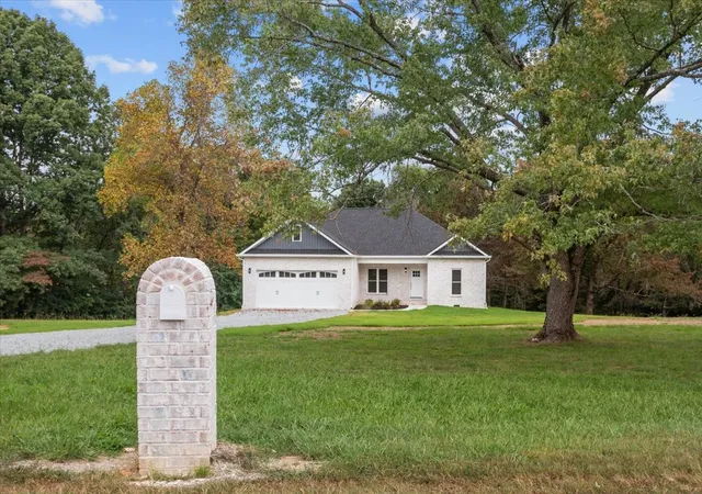 4th image of 470 Powers Blvd, Waverly, TN 37185 | MLS# 3228936