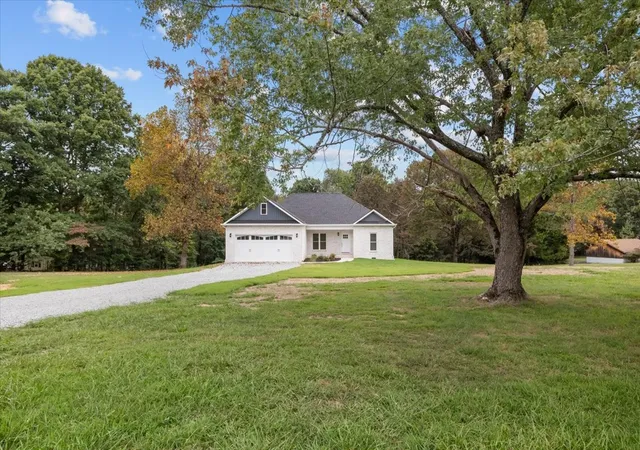 5th image of 470 Powers Blvd, Waverly, TN 37185 | MLS# 3228936