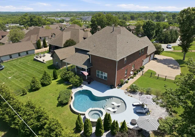 Photo 1 of Single family home for sale at 127 Waters Hl Cir, Lebanon, TN 37087 | MLS# 3230728 | Listing updated on 2026-09-21
