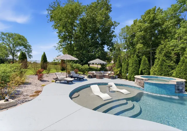 Photo 3 of Single family home for sale at 127 Waters Hl Cir, Lebanon, TN 37087 | MLS# 3230728 | Listing updated on 2026-09-21