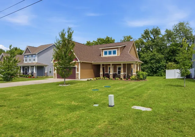 Photo 3 of Sale Pending at 640 Laurel Ln, Murfreesboro, TN 37127 | MLS# 3224810 | Listing updated on 2026-09-24