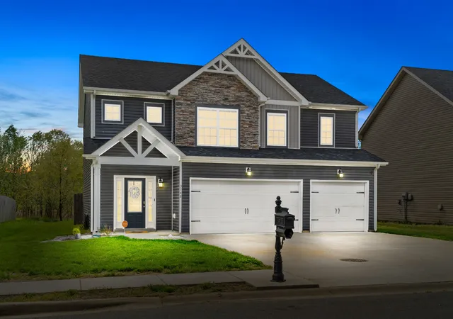 Photo 1 of Single family home for sale at 3748 Windhaven Dr, Clarksville, TN 37040 | MLS# 3245408 | Listing updated on 2026-09-25