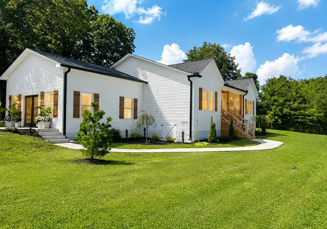 2nd image of 899 Southerland Rd, Dickson, TN 37055 | MLS# 3225570
