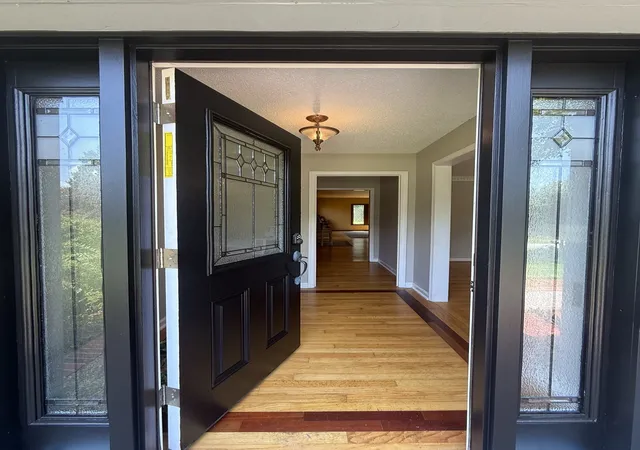 Photo 3 of Single family home for sale at 1206 Holly Hl Dr, Franklin, TN 37064 | MLS# 3230109 | Listing updated on 2026-08-16