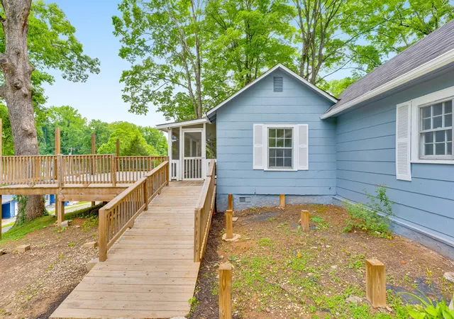 Homes for sale in Chattanooga, TN | 3530 Lamar Avenue, Chattanooga, TN 37415 | MLS# 3250959