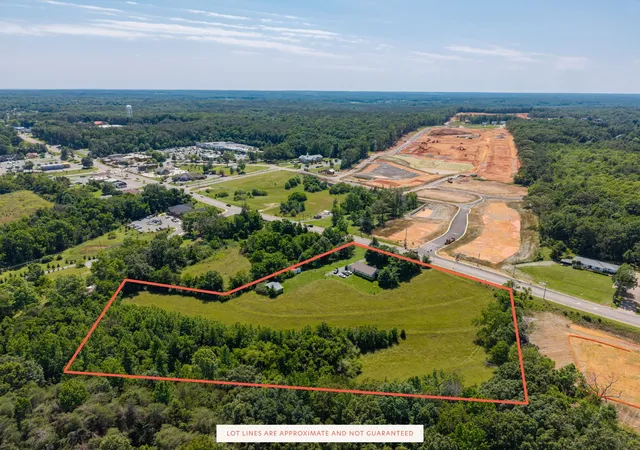 2nd image of 2161 Fairview Blvd, Fairview, TN 37062 | MLS# 3234776