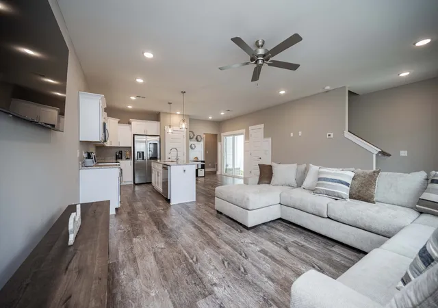 Photo 2 of Townhouse for sale at 2160 Barringer Ln, Murfreesboro, TN 37128 | MLS# 3239973 | Listing updated on 2026-10-24