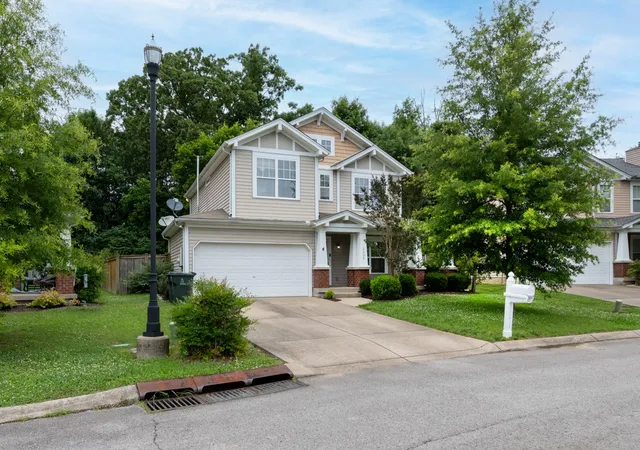 Photo 1 of Single family home for sale at 2006 Blossom Valley Ct, Mount Juliet, TN 37122 | MLS# 3243197 | Listing updated on 2026-08-26