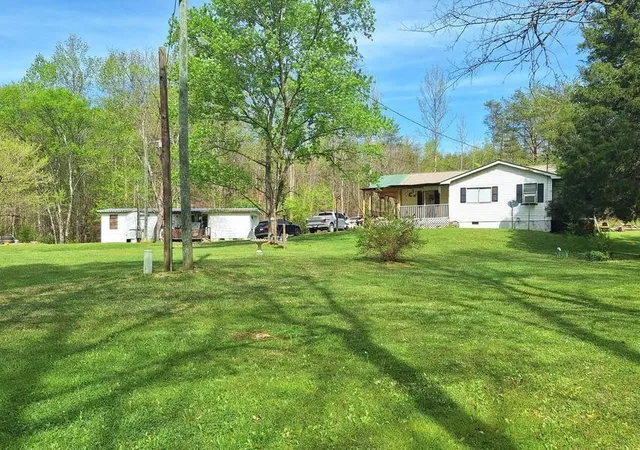 Homes for sale in Tellico Plains, TN | 180 Walker Road, Tellico Plains, TN 37385 | MLS# 3225958