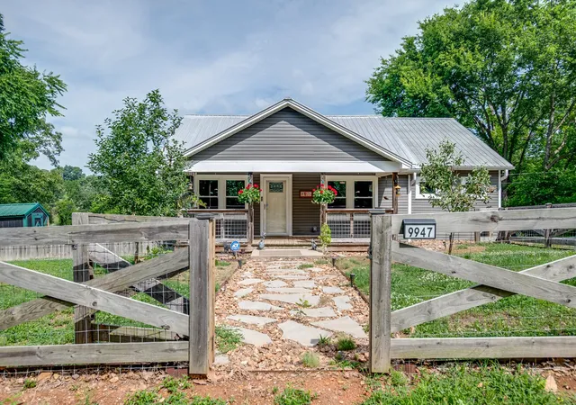 2nd image of 9947 Old Hwy 46, Bon Aqua, TN 37025 | MLS# 3225096