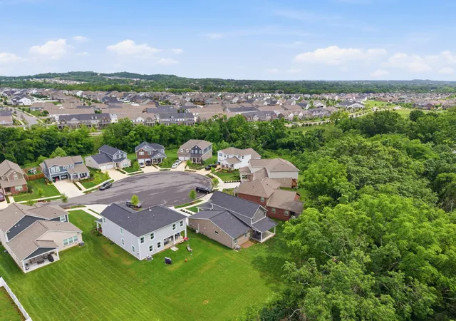 Homes for sale in Hendersonville, TN | 878 Nightingale Ave, Hendersonville, TN 37075 | MLS# 3229118