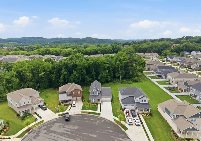 Homes for sale in Hendersonville, TN | 878 Nightingale Ave, Hendersonville, TN 37075 | MLS# 3229118