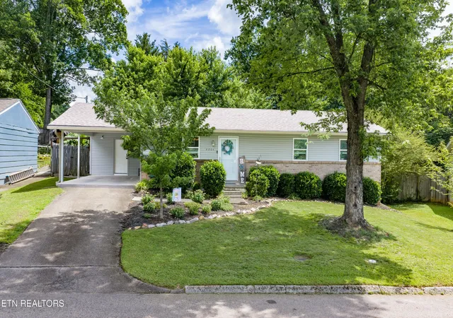 1st image of 4804 Purdue Dr, Knoxville, TN 37921 | MLS# 3225137