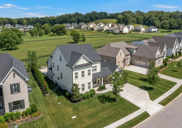 53rd image of 7020 Vineyard Valley Dr, College Grove, TN 37046 | MLS# 3225202