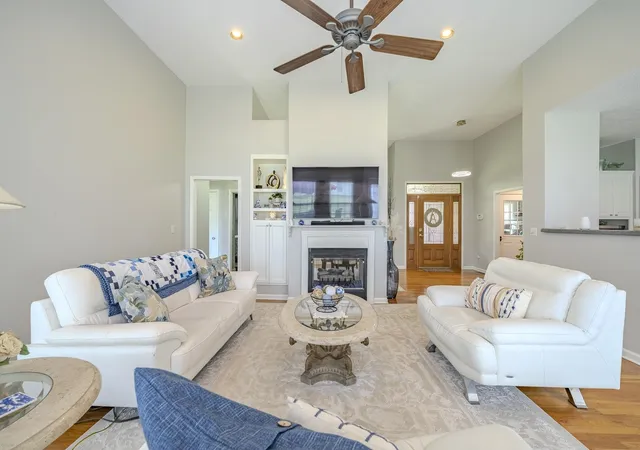 Homes for sale in Savannah, TN | 135 Betsy Dr, Savannah, TN 38372 | MLS# 3225191