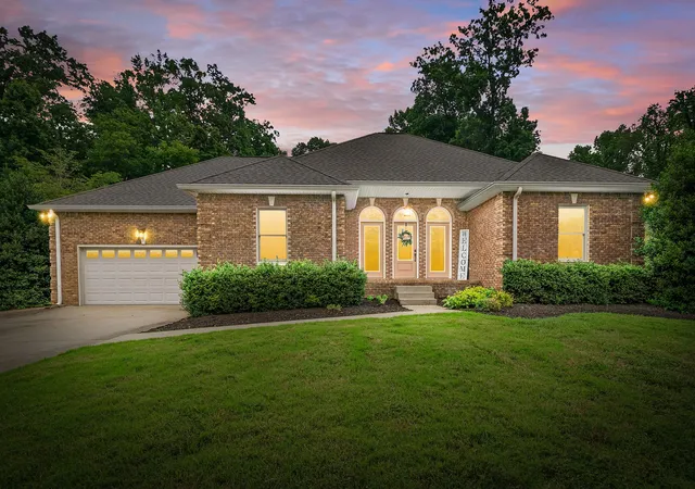 Photo 1 of Single family home for sale at 455 Stonemeadow Rd, Clarksville, TN 37043 | MLS# 3225535 | Listing updated on 2026-08-19