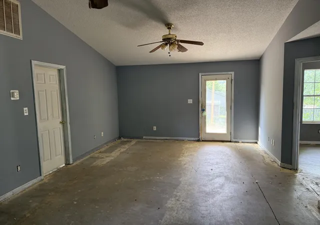 3rd image of 5900 David Johnson Ln, Knoxville, TN 37918 | MLS# 3337007