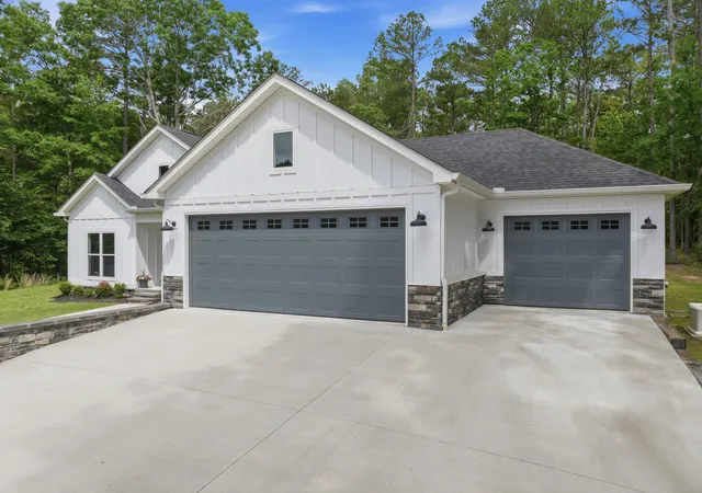 Homes for sale in Cedar Grove, TN | 302 Excalibur Trl, Cedar Grove, TN 38321 | MLS# 3225254