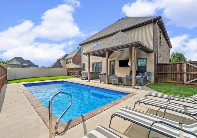 2nd image of 295 Castleton Ct, Clarksville, TN 37043 | MLS# 3229971