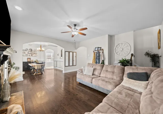 3rd image of 295 Castleton Ct, Clarksville, TN 37043 | MLS# 3229971