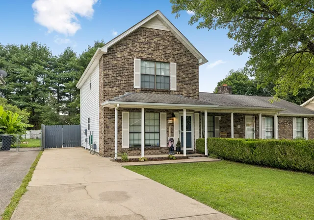 Photo 3 of Townhouse for sale at 633 Lilly Ln, Murfreesboro, TN 37128 | MLS# 3263047 | Listing updated on 2026-09-19