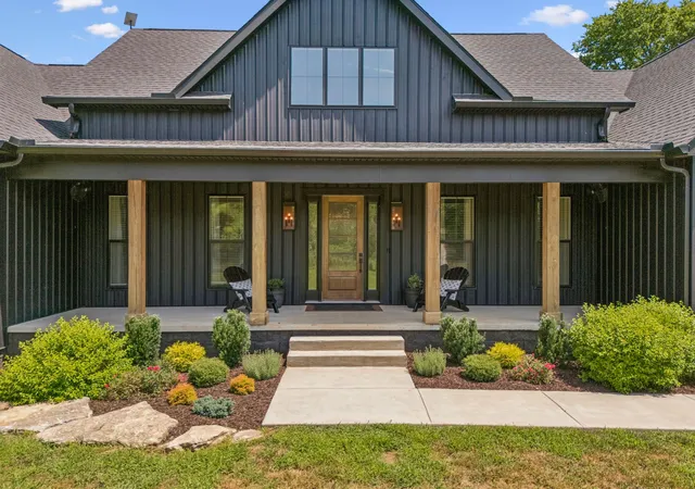 Photo 3 of Sale Pending at 2284 Stephens Rd, Columbia, TN 38401 | MLS# 3251182 | Listing updated on 2026-10-06