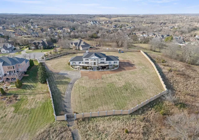 Photo 3 of Single family home for sale at 201 Vineyard Way, Lebanon, TN 37087 | MLS# 3225430 | Listing updated on 2026-08-29