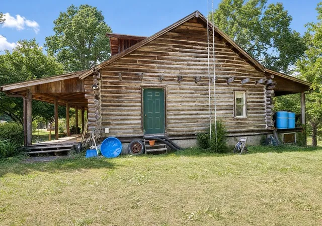3rd image of 334 Wismer Rd, Camden, TN 38320 | MLS# 3225453