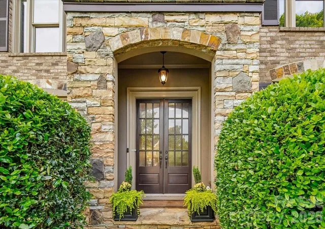 2nd image of 4001 Ainsdale Dr, Matthews, NC 28104 | MLS# 3225522