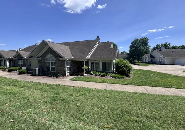 2nd image of 825 Browns Ln #202, Gallatin, TN 37066 | MLS# 3228644