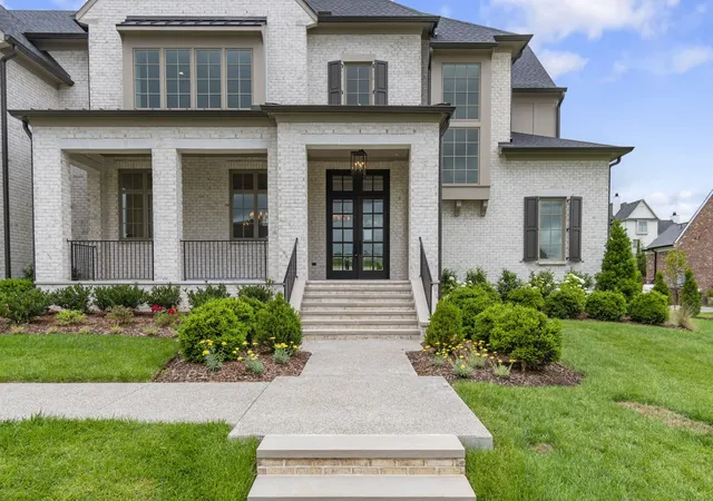 Photo 2 of Mansion for sale at 1707 Southwick Dr, Brentwood, TN 37027 | MLS# 3231277 | Listing updated on 2026-10-07