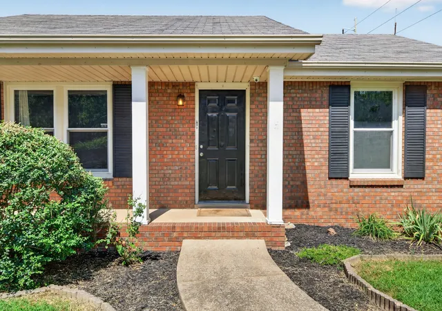 Single family home for sale at 1914 Claymont Dr, Clarksville, TN 37040 | MLS# 3225764