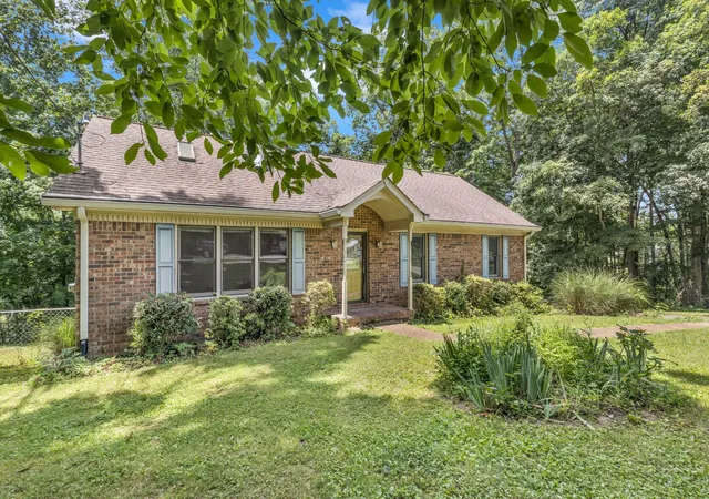 Photo 2 of Single family home for sale at 1106 Dogwood Ln, White House, TN 37188 | MLS# 3259718 | Listing updated on 2026-09-26