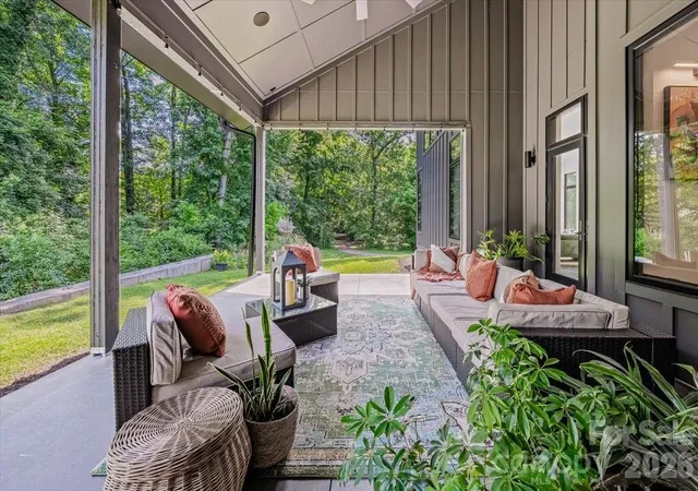 4th image of 3304 Mar Vista Cir, Charlotte, NC 28209 | MLS# 3225849