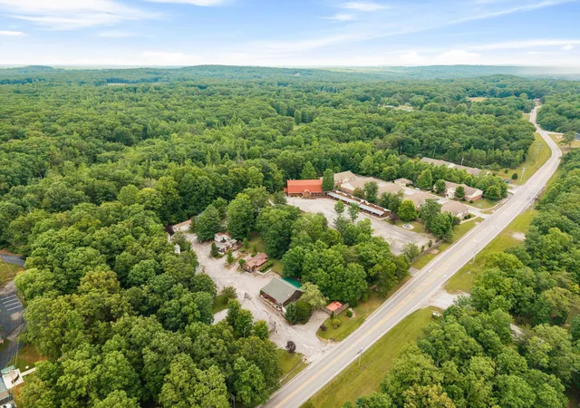 Homes for sale in Monteagle, TN | 11845 Us 41, Monteagle, TN 37356 | MLS# 3225765