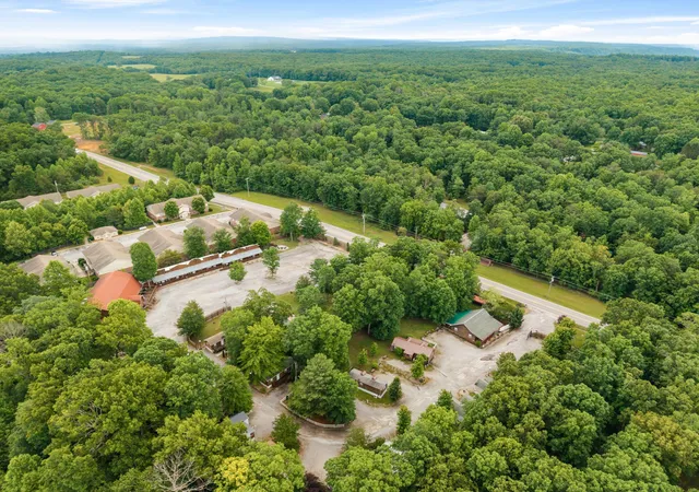 Homes for sale in Monteagle, TN | 11845 Us 41, Monteagle, TN 37356 | MLS# 3225765