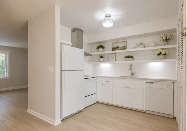 Photo 2 of Townhouse for sale at 1011 Murfreesboro Rd #F1, Franklin, TN 37064 | MLS# 3226592 | Listing updated on 2026-09-12
