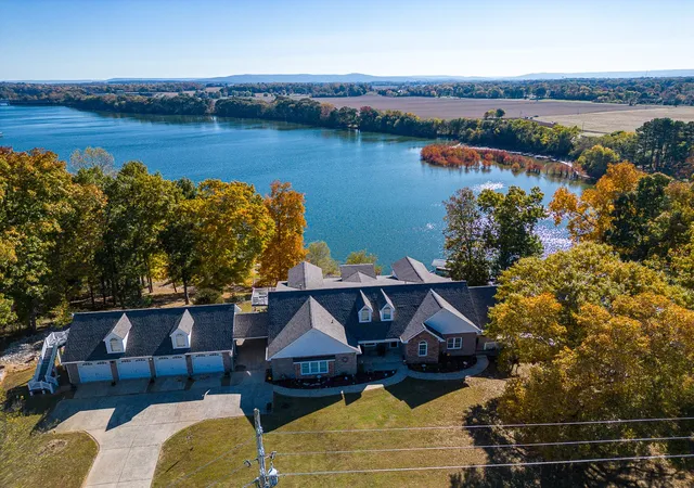 Homes for sale in Estill Springs, TN | 627 Eastbrook Rd, Estill Springs, TN 37330 | MLS# 3225878