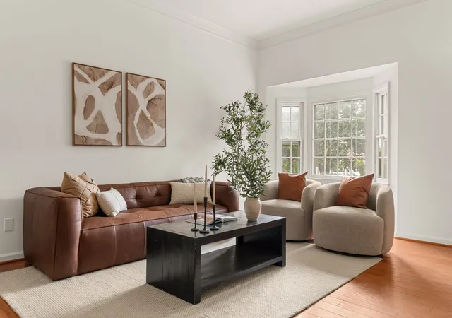 Photo 3 of Townhouse for sale at 102 Fairmont Pl, Nashville, TN 37203 | MLS# 3305093 | Listing updated on 2026-08-24