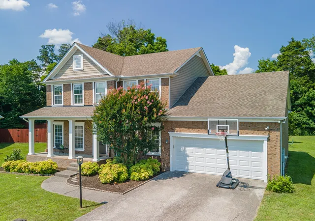2nd image of 2045 Hawks Nest Ct, Hermitage, TN 37076 | MLS# 3226071