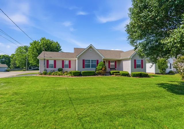 Homes for sale in Columbia, TN | 1701 Jamie Dr, Columbia, TN 38401 | MLS# 3230953