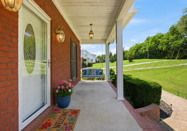 Homes for sale in Lynnville, TN | 2590 Cornersville Rd, Lynnville, TN 38472 | MLS# 3230924