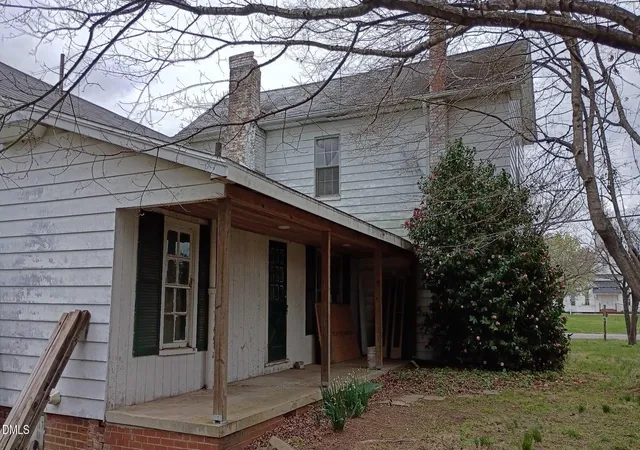 Homes for sale in Liberty, NC | 325 N Asheboro St, Liberty, NC 27298 | MLS# 3226267