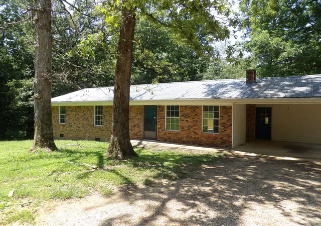 Homes for sale in Waverly, TN | 811 Powers Blvd, Waverly, TN 37185 | MLS# 3229026