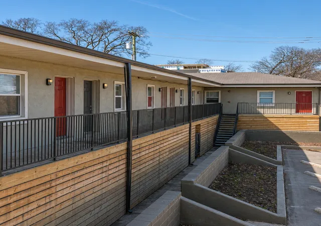 3rd image of 1216 Lewis St, Nashville, TN 37210 | MLS# 3226347