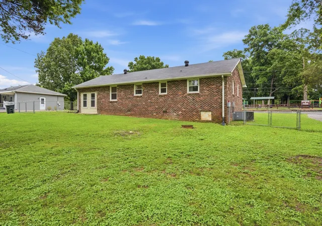 Photo 3 of Sale Pending at 119 Mankin St, La Vergne, TN 37086 | MLS# 3226436 | Listing updated on 2026-08-22