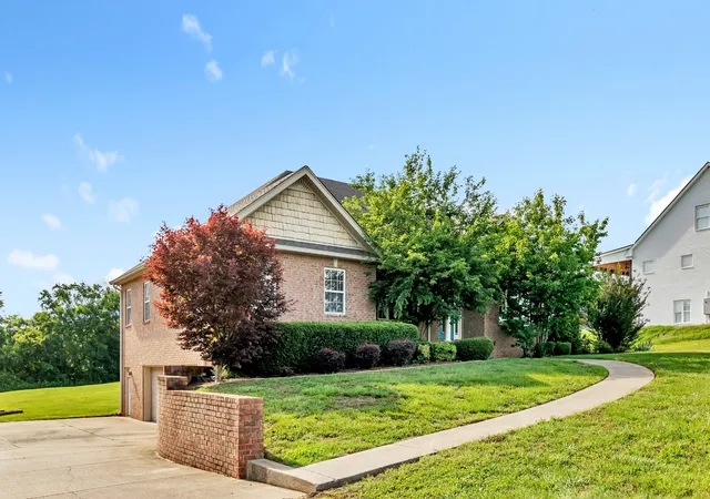 3rd image of 392 Holt Rd, Lebanon, TN 37087 | MLS# 3228943