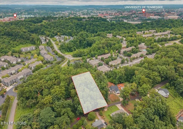 1st image of 1215 Navy Dr, Knoxville, TN 37920 | MLS# 3304503