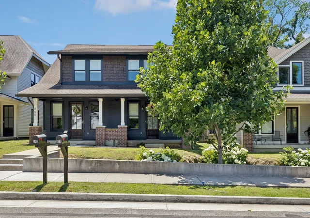 Photo 3 of Townhouse for sale at 858 Seymour Ave, Nashville, TN 37206 | MLS# 3232370 | Listing updated on 2026-09-02